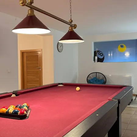 Apartman With Pool, Gym, And Games #1961